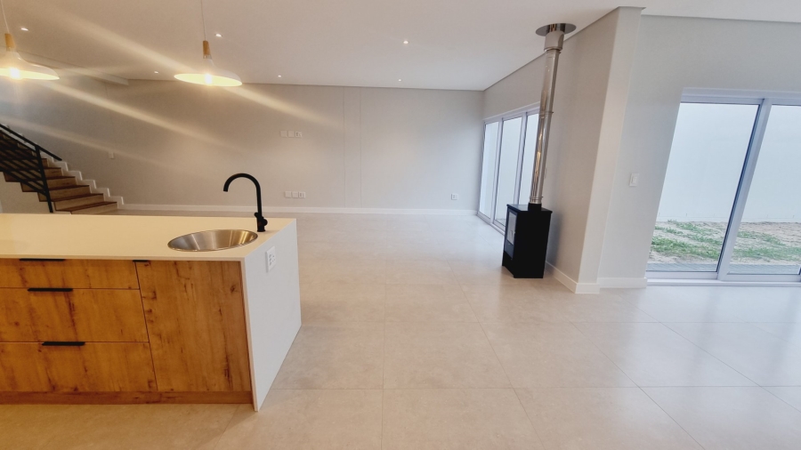 3 Bedroom Property for Sale in Sandown Western Cape